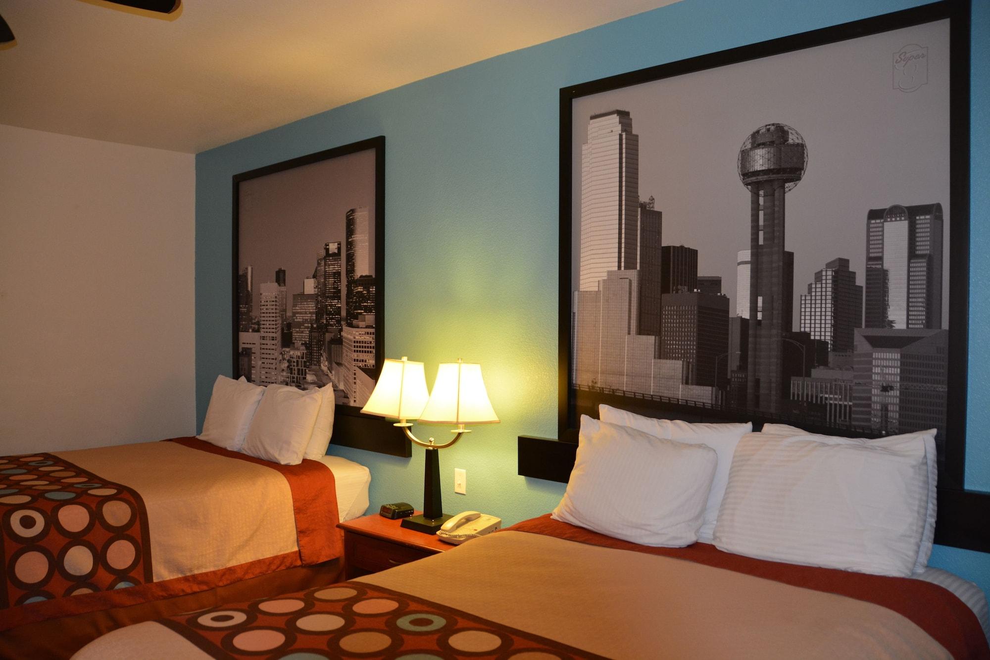 Super 8 By Wyndham Austin/Airport South Hotel Екстериор снимка